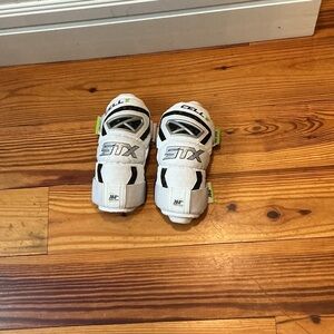 Stx White and Black Arm Guards